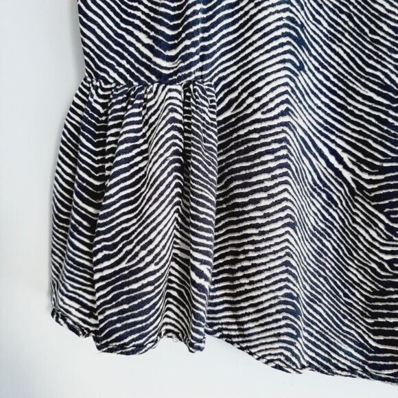 JOE FRESH | Peplum Spaghetti Strap Tank Top B&W Abstract Animal Pattern Sz 1X - Picture 8 of 13